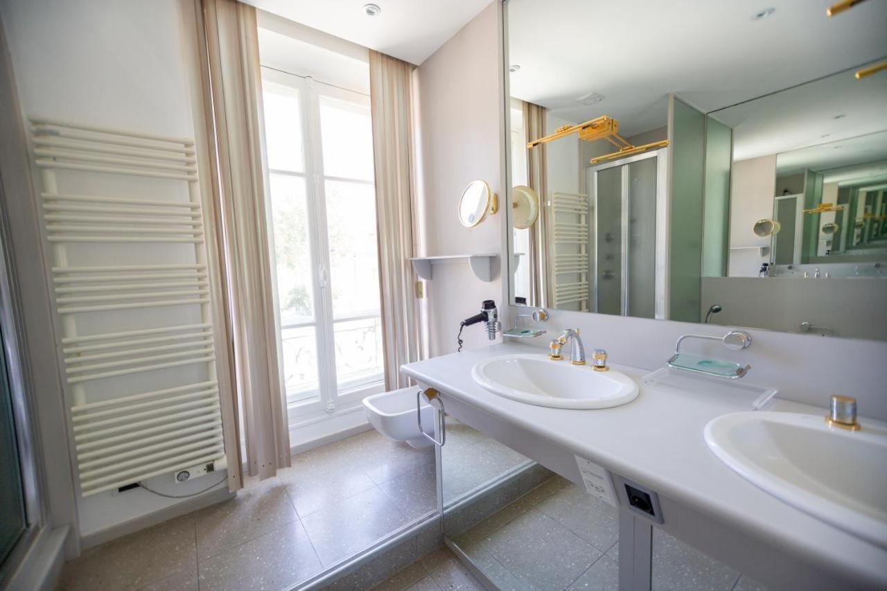 Les Frenes En Provence-Chateau Zen Avignon Zimmer foto
