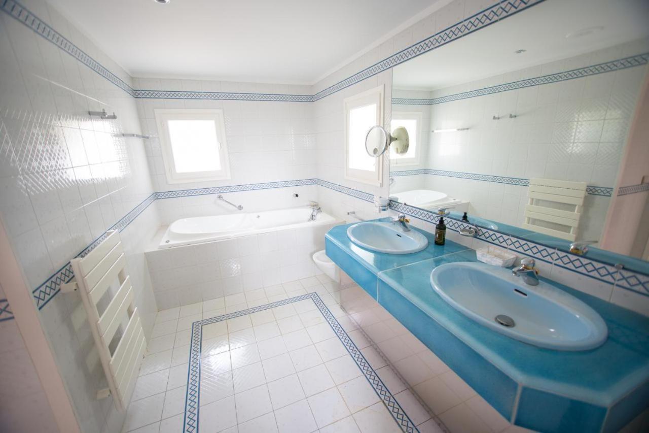 Les Frenes En Provence-Chateau Zen Avignon Zimmer foto